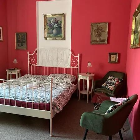 Guest house Zamek Jindrichovice Kolinec