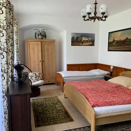 Guest house Zamek Jindrichovice Kolinec