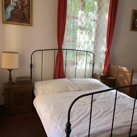 Zamek Jindrichovice 3*