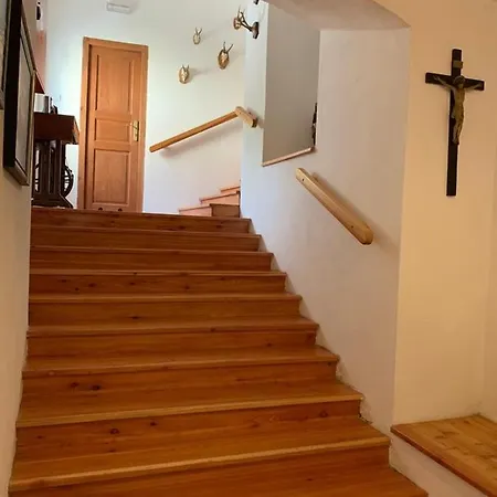Zamek Jindrichovice Kolinec