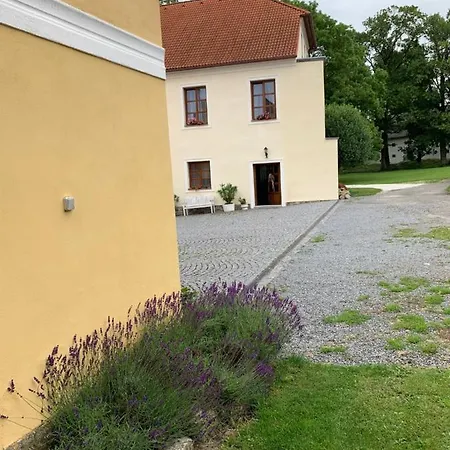 Zamek Jindrichovice Guest house 3*