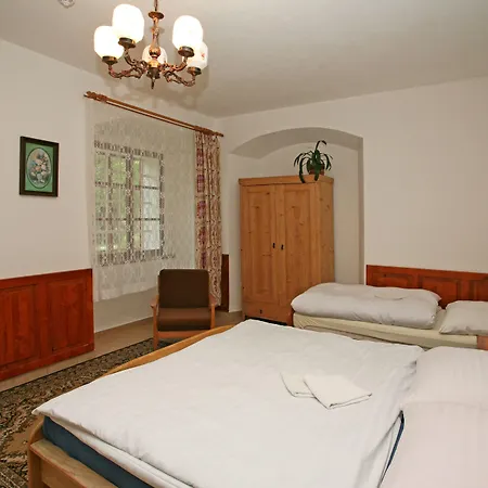 Zamek Jindrichovice Pensionat 4*