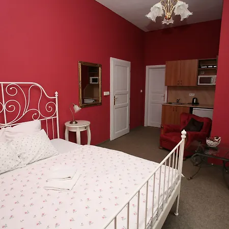 Zamek Jindrichovice 4* Kolinec