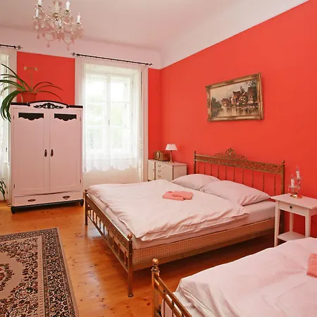 Pensionat Zamek Jindrichovice 4*