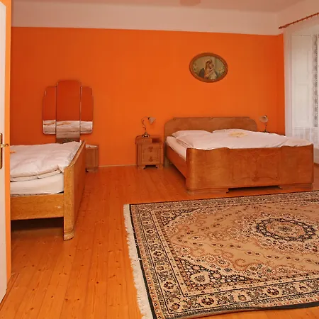 Zamek Jindrichovice Pensionat Kolinec
