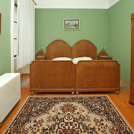 Pensionat Zamek Jindrichovice 4*