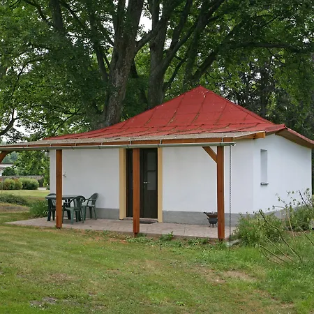 Zamek Jindrichovice Kolinec
