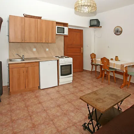 Pensionat Zamek Jindrichovice Kolinec