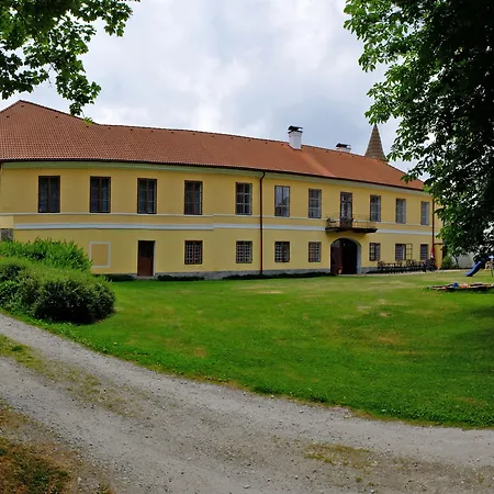 Gasthuis Zamek Jindrichovice 4*