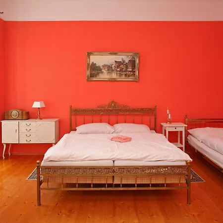 Pensionat Zamek Jindrichovice 4*
