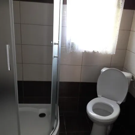 Zamek Jindrichovice Kolinec