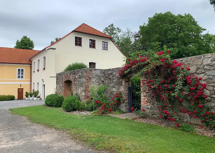 Zámek Jindřichovice 4* Kolinec