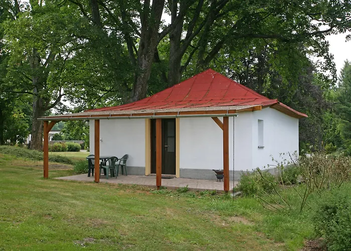 Zamek Jindrichovice Kolinec