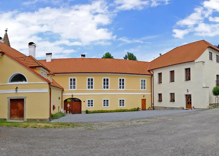 Zámek Jindřichovice Affittacamere Kolinec