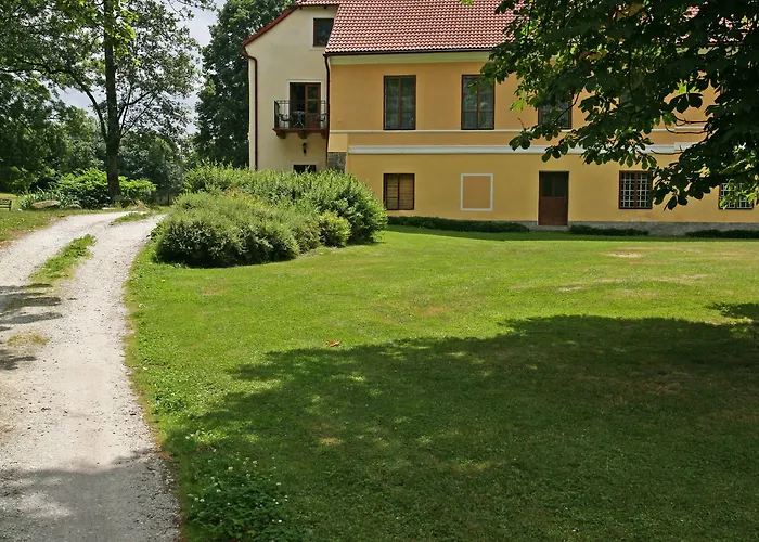 Zámek Jindřichovice Affittacamere 4*